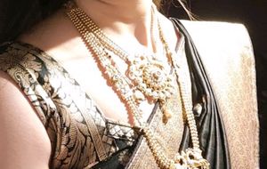Black Saree With Blouse