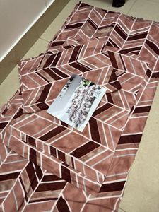 Geometric Pattern Bedsheet