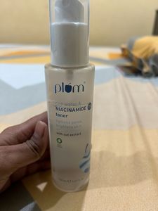 Plum Niacinamide Toner