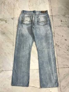 WRANGLER LIGHT BLUE RELAXED STRAIGHT FIT JEANS 32
