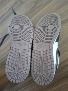 Air Jordan 1 Low SE