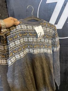 Stylish Patterned Sweater