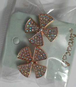 4 Stunning Pair Of Earrings