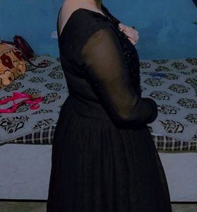 32 Kaliyo Ka Full Gher  long frock black