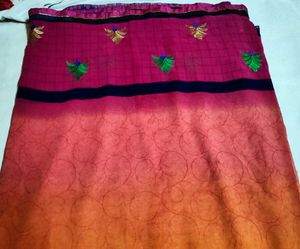 Saree with blouse - like new 💗
