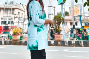 Chikankari Short Kurta