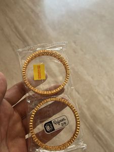 Gold-toned Floral Bangle Set