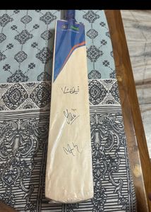 Oppo Cricket Autographed Bat Unused