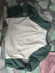 Full Sleeves Top For Gym And Daily Use