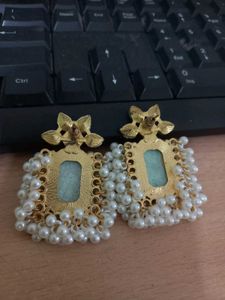 Mint Green Pearl Earrings