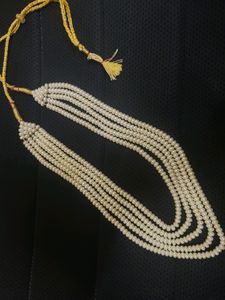 White Pearl Necklace