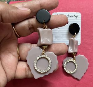 Beautiful Korean Earrings (brand new)