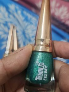 Touch Up Eyeliner Set