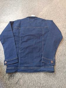 Men&#39;s Denim Jacket - Stylish &amp; Trendy