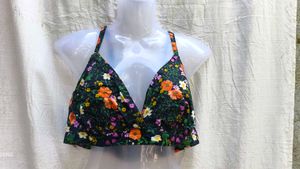 I. SEXY FLORAL BRALETTE