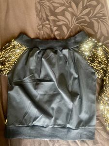 Offshoulder Zipper Top