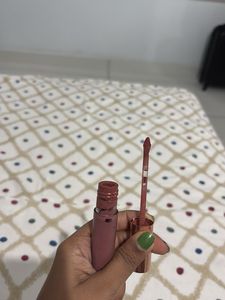Charlotte Tilbury Airbrush Lip Blur