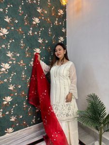 Beautiful Hand Embroidered Suit Piece