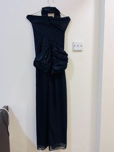 Elegant Black Gown Size S
