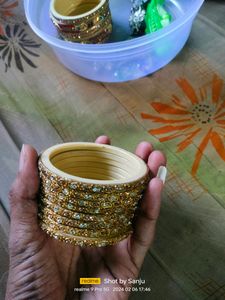 8 Bangles