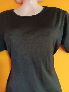 Black Tshirt Top