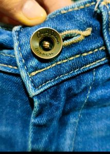 💙PACK OF 2 WOMEN BRANDED STRAIGHT JEANS👖