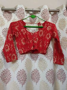 Red Floral Blouse❤️