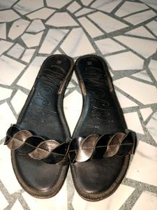 Mochi Flats