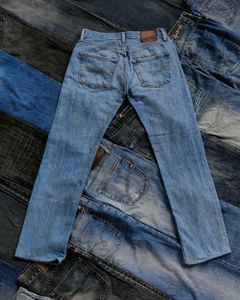 LEVI&#39;S 90&#39;S STRAIGHT FIT JEANS