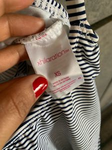 Xhilaration USA 🇺🇸 Striped Swimsuit Top