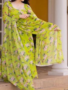 Floral Printed Long Sleeves Kurta Set