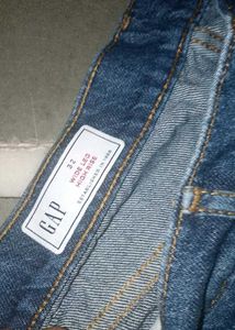 Distressed Wide Leg Jeans