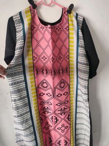 Daily Wear Kurti..🖤