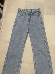 H&amp;M Light Wash Jeans