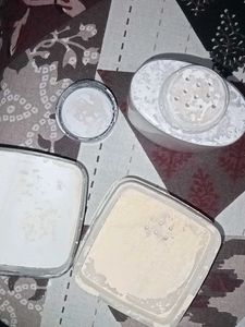 Insight Translucent And Banana Powder Combo