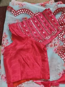 Floral Print Saree With Blouse Mirror Design