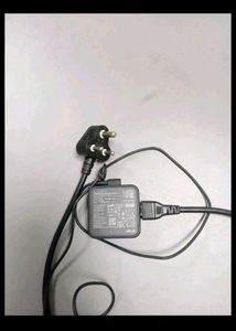 ASUS 45 WATT LAPTOP CHARGER NEW AND ORIGINAL