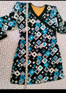 M Size Graphical Warm Top