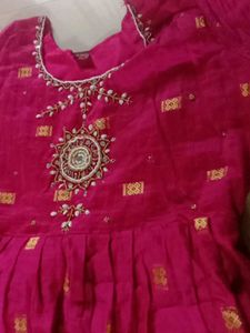 Pearl Embroidered Kurta
