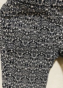 Elegant Self Design Pant😍