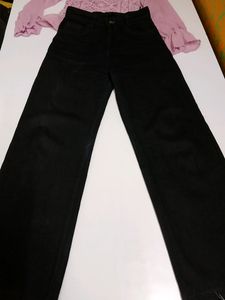 Black Jeans Clearing The Stock