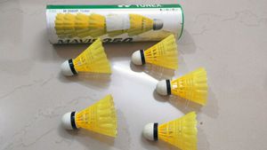 MAVIS 350 BADMINTON NYLON