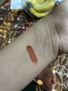 NEW MARS LIP TINT &amp; SWISS BEAUTY