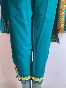 Pakistani New Kurta Set &amp; Dupatta