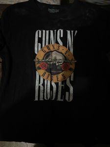 Guns N' Roses Graphic Tee