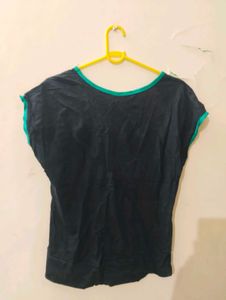 Black T-shirt