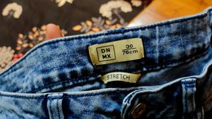 Stylish Pearl Detail Jeans