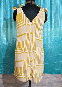 Size M🎁Buy 2 Get 1 Free🎁Mustard Showroom Dress