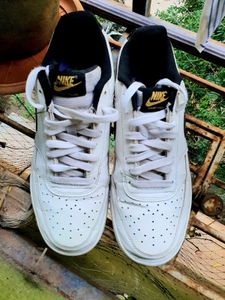 Nike Court Vision