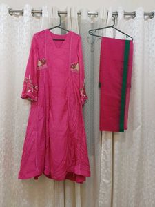 Pink Embroidered Long Kurta and dupatta